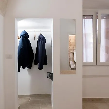 Domus Regina Carmela Monopoli