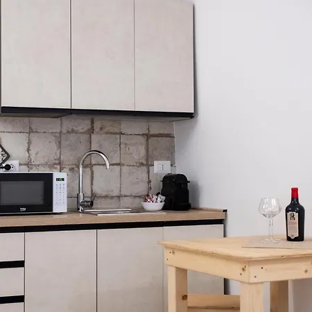 Domus Regina Carmela Apartmán *